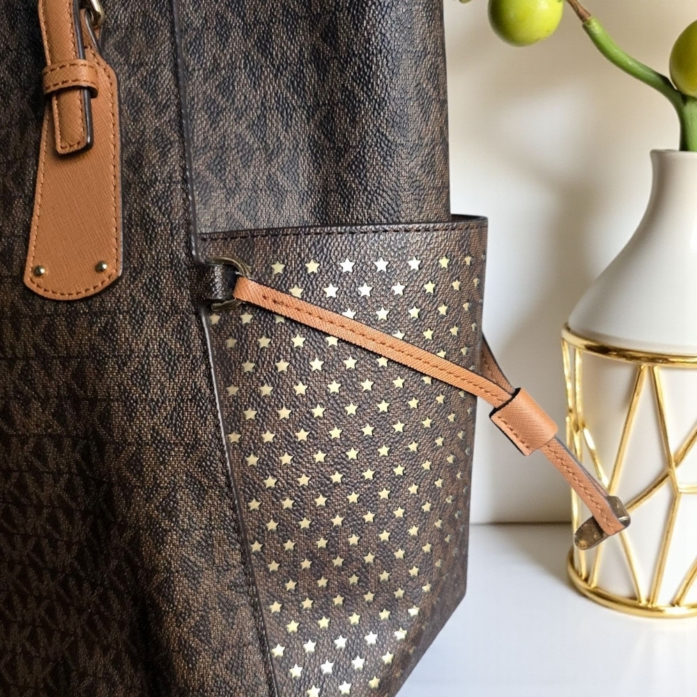 Michael by Michael Kors Voyager Small Logo Tote 2‑Tone Brown Star Side Pockets - Picture 14 of 16